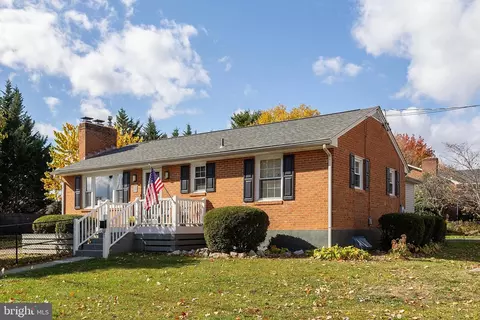 97 Molden Dr, Winchester, VA 22601