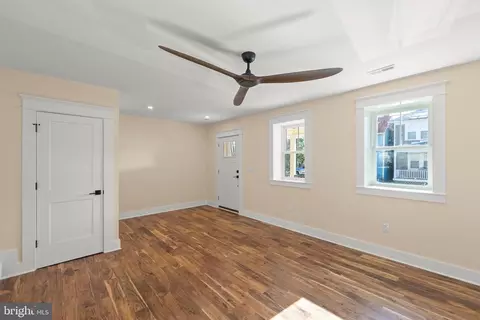 22 Monmouth St E, Winchester, VA 22601 photo 4