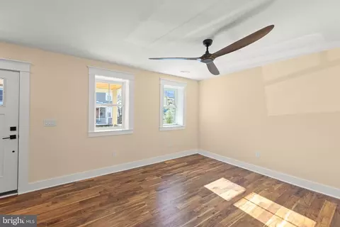 22 Monmouth St E, Winchester, VA 22601 photo 5