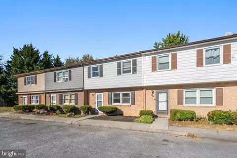 22 Jigsaw Pl, Winchester, VA 22601 photo 2