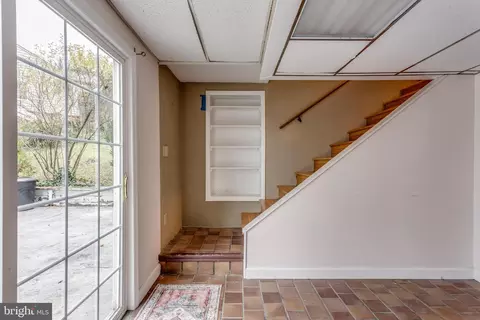 710 Academy Cir, Winchester, VA 22601 photo 17