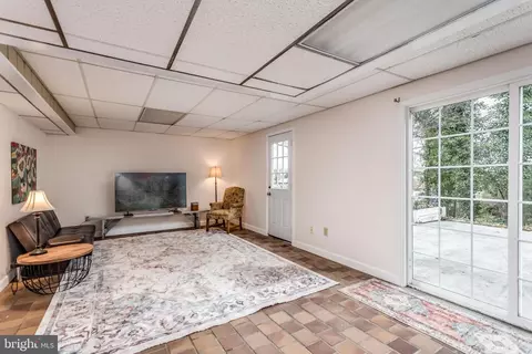 710 Academy Cir, Winchester, VA 22601 photo 19