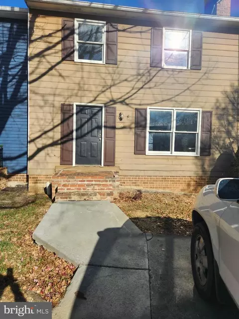 806 Appleseed Ct, Winchester, VA 22601