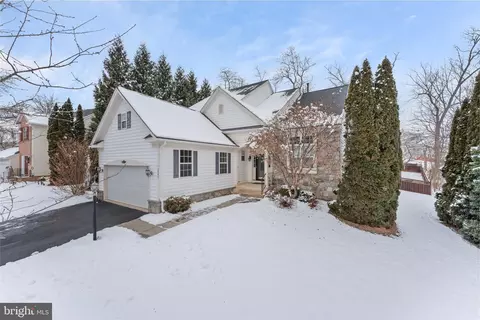 1905 Harvest Dr, Winchester, VA 22601