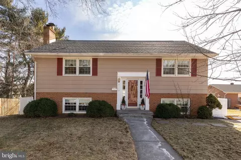 1714 Lewis St, Winchester, VA 22601