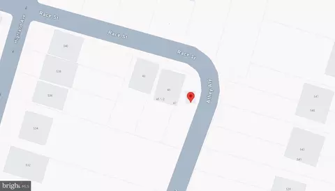 47 Race St, Winchester, VA 22601