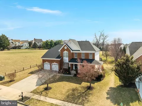 View/Area - 903 Crestview Ter, Winchester, VA 22601 photo 2 of 11