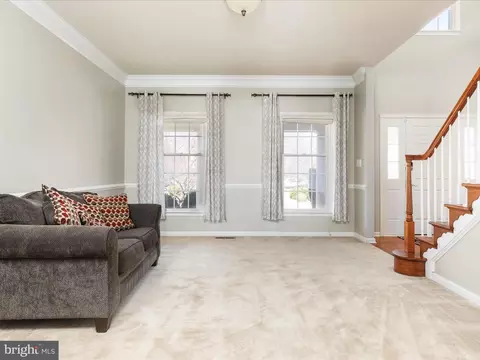Living - 903 Crestview Ter, Winchester, VA 22601 photo 1 of 9