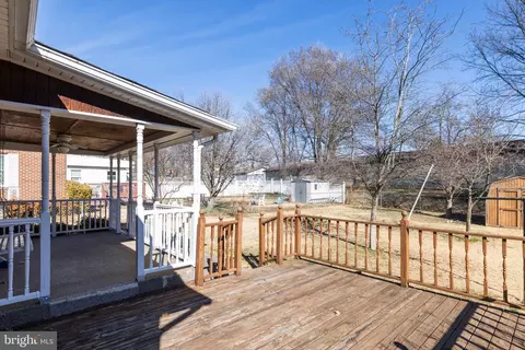 Exterior - 1616 S Braddock St, Winchester, VA 22601 photo 6 of 8