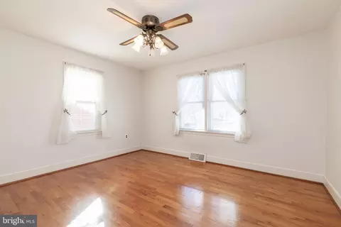 Bedroom - 1616 S Braddock St, Winchester, VA 22601 photo 1 of 7
