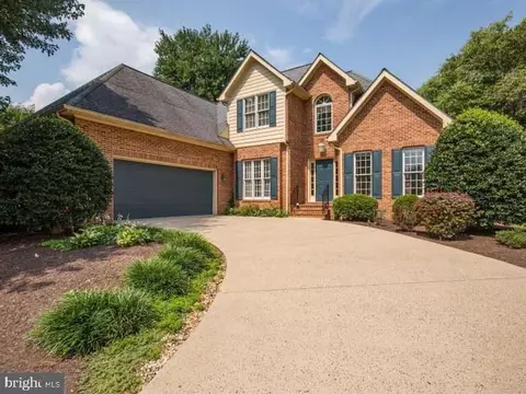 902 Mahone Dr, Winchester, VA 22601