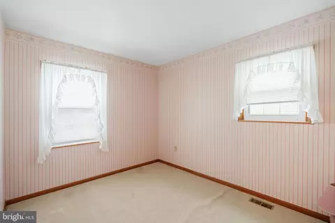 Bedroom - 556 Eagle Dr, Winchester, VA 22601 photo 3 of 4