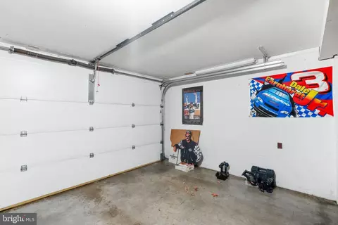 Other - 556 Eagle Dr, Winchester, VA 22601 photo 6 of 10