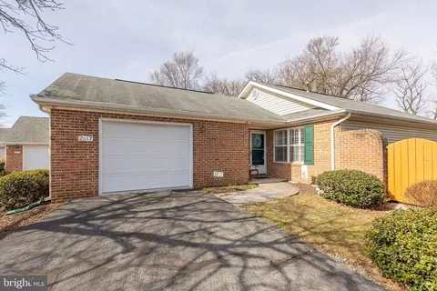 2617 Cornerstone Cir, Winchester, VA 22601