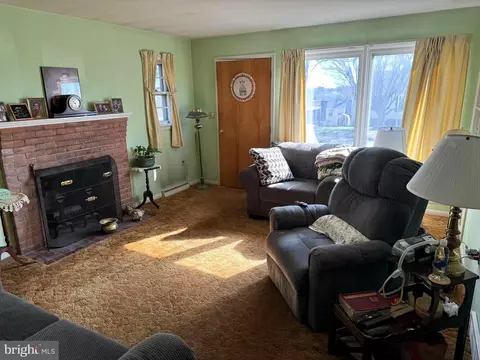 1309 Commerce St, Winchester, VA 22601 photo 4