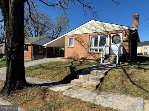 1309 Commerce St, Winchester, VA 22601