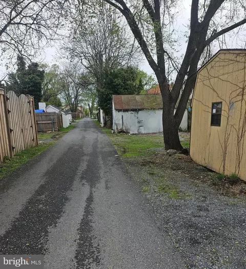 326 E Piccadilly St, Winchester, VA 22601 photo 5