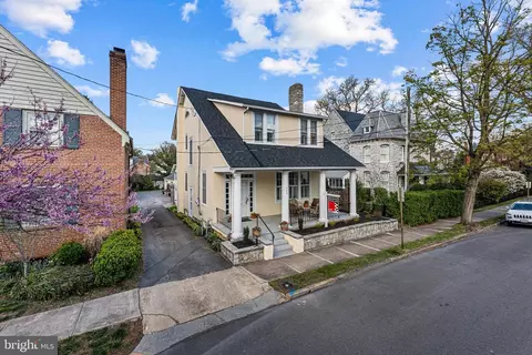 Exterior - 220 Wolfe St, Winchester, VA 22601 photo 11 of 11