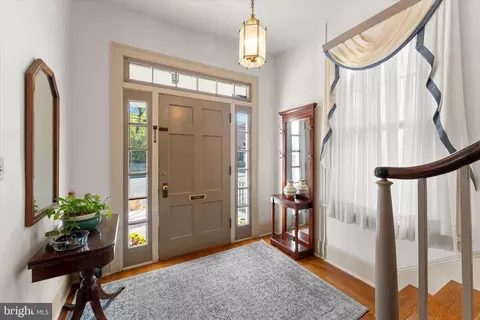 Entry Way - 220 Wolfe St, Winchester, VA 22601 photo 7 of 7