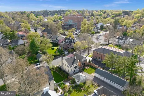 View/Area - 220 Wolfe St, Winchester, VA 22601 photo 2 of 7