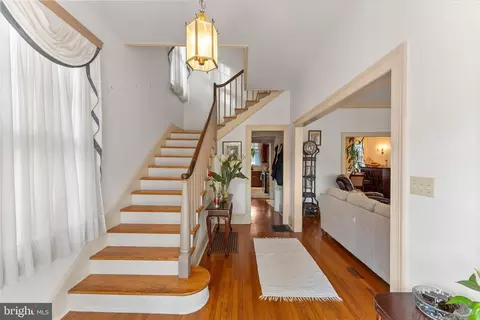 Entry Way - 220 Wolfe St, Winchester, VA 22601 photo 1 of 7