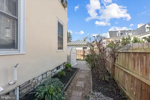 Exterior - 220 Wolfe St, Winchester, VA 22601 photo 7 of 11