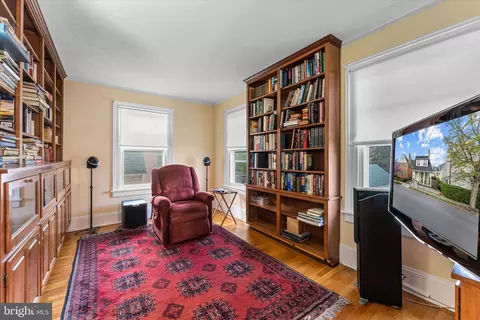 Other - 220 Wolfe St, Winchester, VA 22601 photo 4 of 13