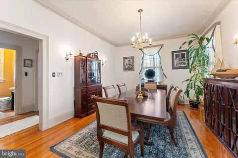 Dining - 220 Wolfe St, Winchester, VA 22601 photo 1 of 2