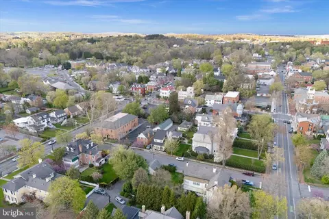 View/Area - 220 Wolfe St, Winchester, VA 22601 photo 4 of 7