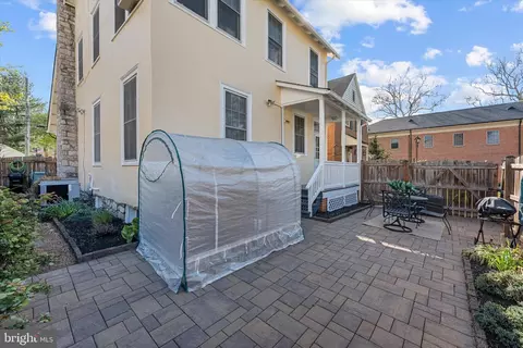 Other - 220 Wolfe St, Winchester, VA 22601 photo 9 of 13