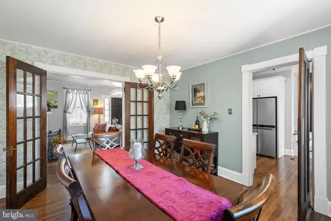 Dining - 529 N Braddock St, Winchester, VA 22601 photo 1 of 3