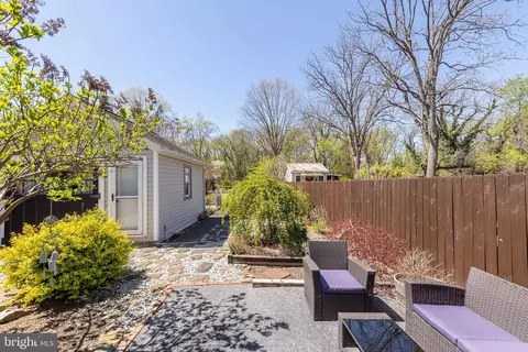 Exterior - 529 N Braddock St, Winchester, VA 22601 photo 5 of 15
