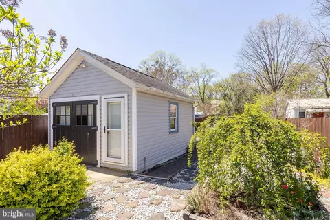 Exterior - 529 N Braddock St, Winchester, VA 22601 photo 4 of 15
