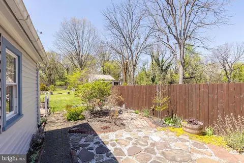 Exterior - 529 N Braddock St, Winchester, VA 22601 photo 6 of 15