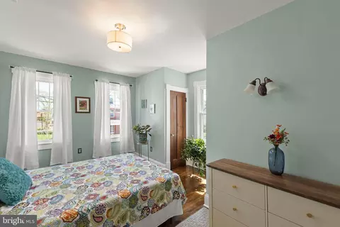 Bedroom - 529 N Braddock St, Winchester, VA 22601 photo 1 of 6