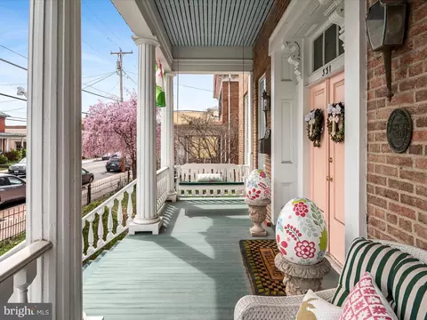 Exterior - 331 N Braddock St, Winchester, VA 22601 photo 5 of 18
