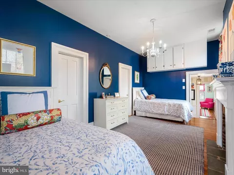 Bedroom - 331 N Braddock St, Winchester, VA 22601 photo 2 of 9