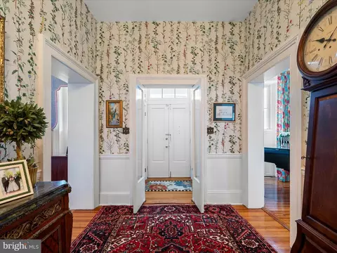 Entry Way - 331 N Braddock St, Winchester, VA 22601 photo 1 of 13