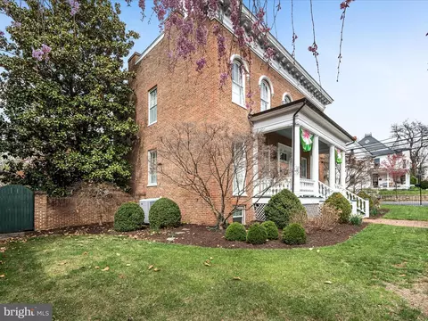 Exterior - 331 N Braddock St, Winchester, VA 22601 photo 2 of 18