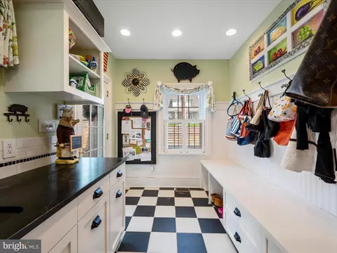 Other - 331 N Braddock St, Winchester, VA 22601 photo 1 of 12