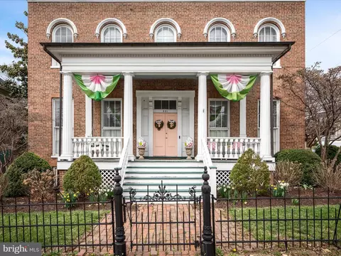 Exterior - 331 N Braddock St, Winchester, VA 22601 photo 3 of 18