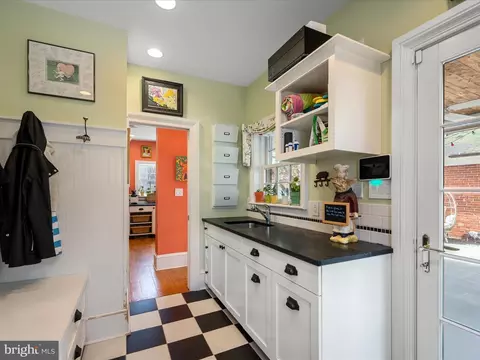 Other - 331 N Braddock St, Winchester, VA 22601 photo 2 of 12