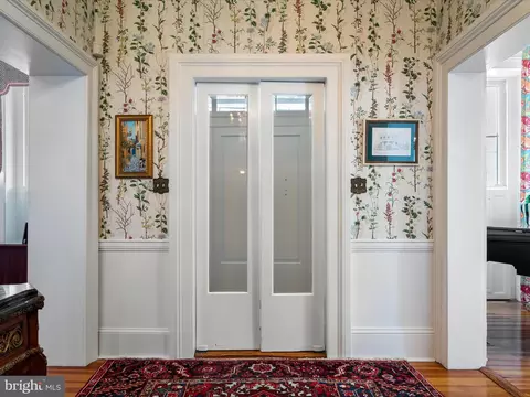 Entry Way - 331 N Braddock St, Winchester, VA 22601 photo 2 of 13