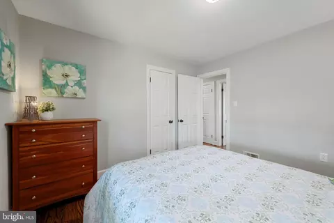 Bedroom - 435 Mosby St, Winchester, VA 22601 photo 2 of 7