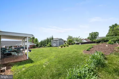Exterior - 435 Mosby St, Winchester, VA 22601 photo 8 of 12