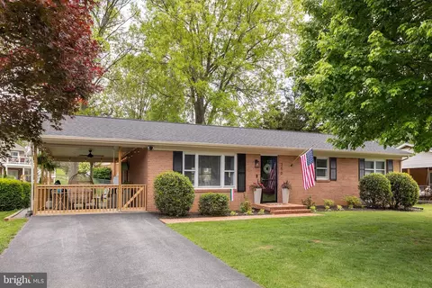 350 Lanny Dr, Winchester, VA 22601