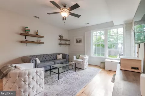 315 E Piccadilly St, Winchester, VA 22601 photo 10