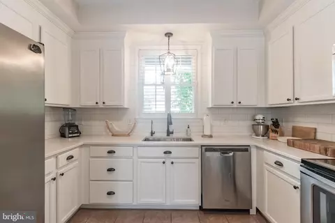 315 E Piccadilly St, Winchester, VA 22601 photo 21