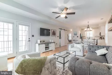 315 E Piccadilly St, Winchester, VA 22601 photo 9