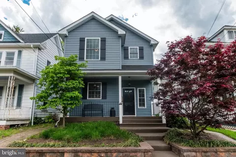 315 E Piccadilly St, Winchester, VA 22601 photo 3